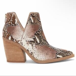 BOGO Vince Camuto Gigietta Bootie New $149